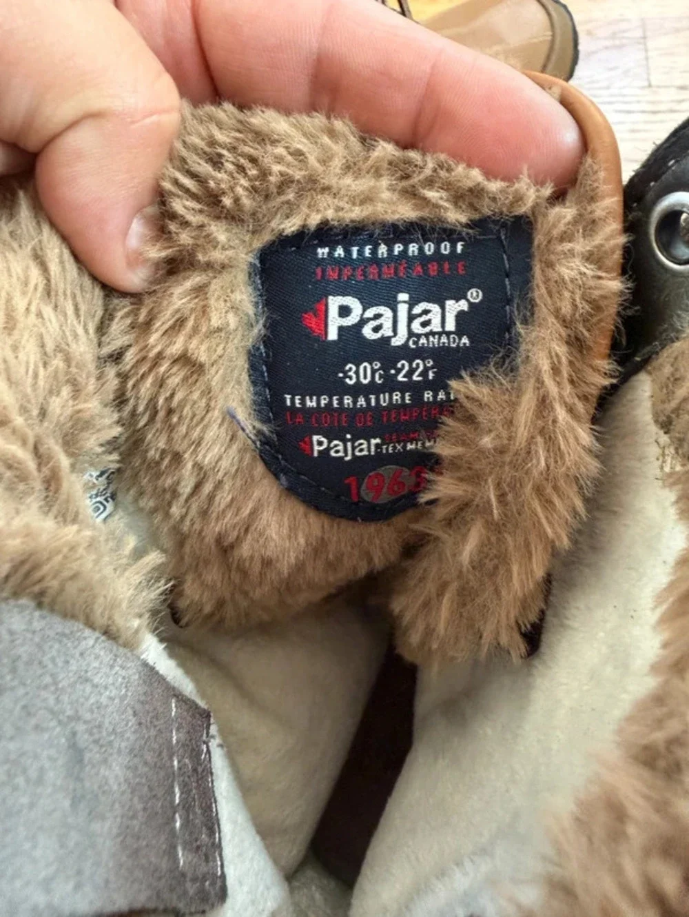 Pajar Women's Genevieve Snow Boots Mid Calf Size 8-8.5